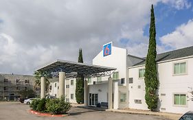 Motel 6 New Braunfels